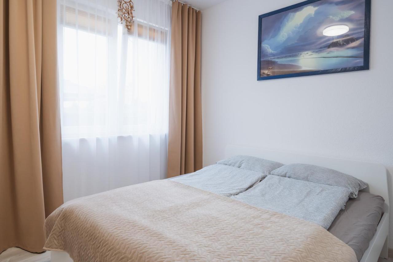 Apartament Dla 4 Osob Blisko Morza Niechorze Exterior photo